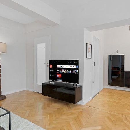 Rentforcomfort Coquette 1Bdr Calea Victoriei Bukurešť Exteriér fotografie